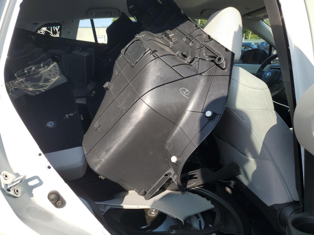 2022 Toyota Corolla Cross L VIN: 7MUAAABG6NV001262 Lot: 71589755