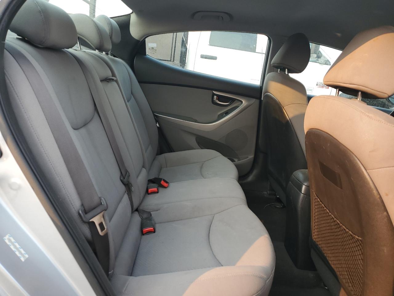 2012 Hyundai Elantra Gls VIN: KMHDH4AE3CU268254 Lot: 70586845