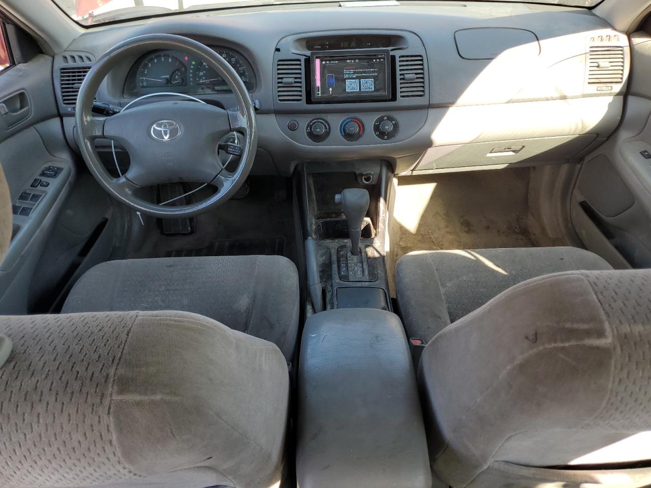 2003 Toyota Camry Le VIN: JTDBE32K930229629 Lot: 81698515