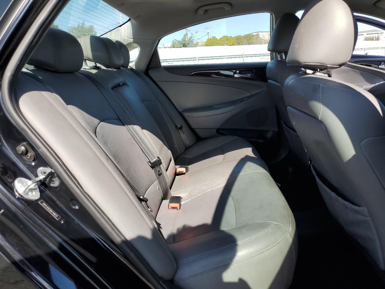 2013 Hyundai Sonata Se VIN: 5NPEC4AC2DH740672 Lot: 81866175