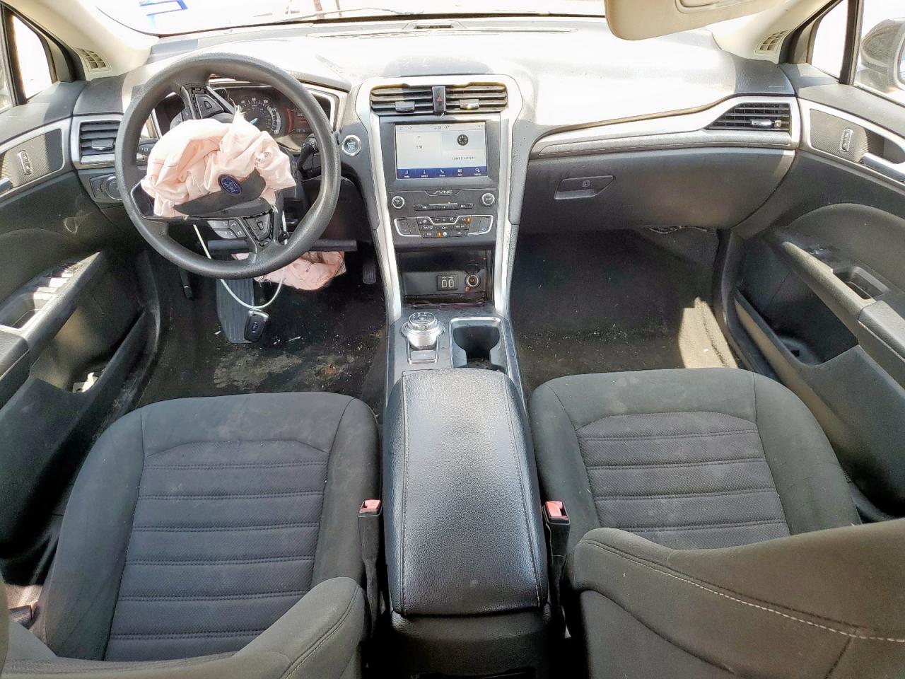 2019 Ford Fusion Se VIN: 3FA6P0HD5KR245401 Lot: 71482395