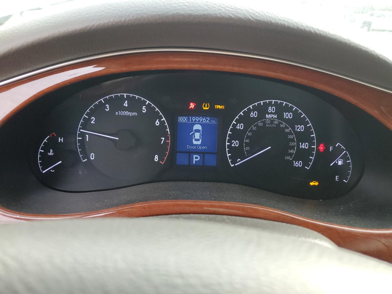 2013 Hyundai Genesis 3.8L VIN: KMHGC4DD9DU234903 Lot: 81216445