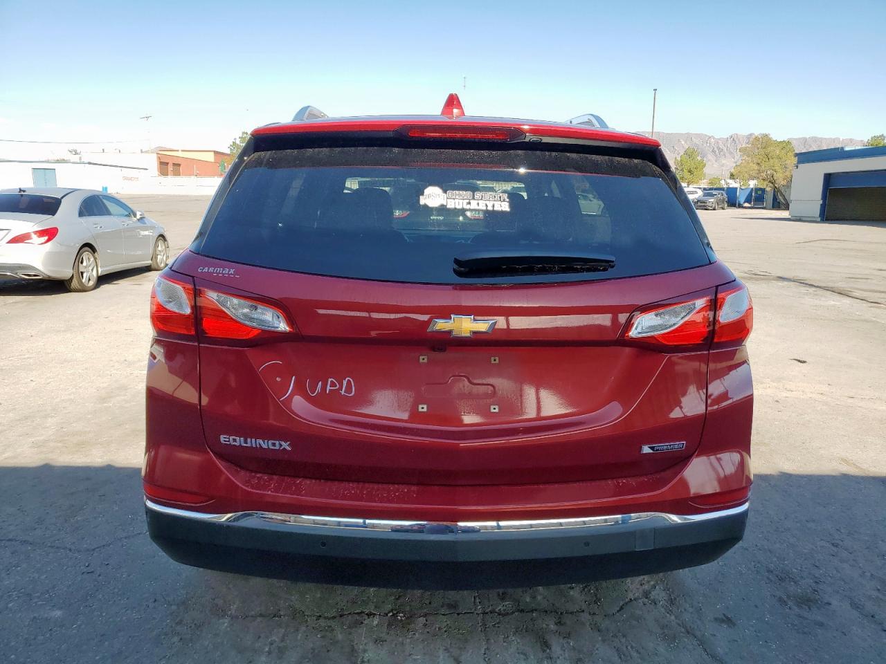 2018 Chevrolet Equinox Premier VIN: 2GNAXMEV3J6182028 Lot: 70947965