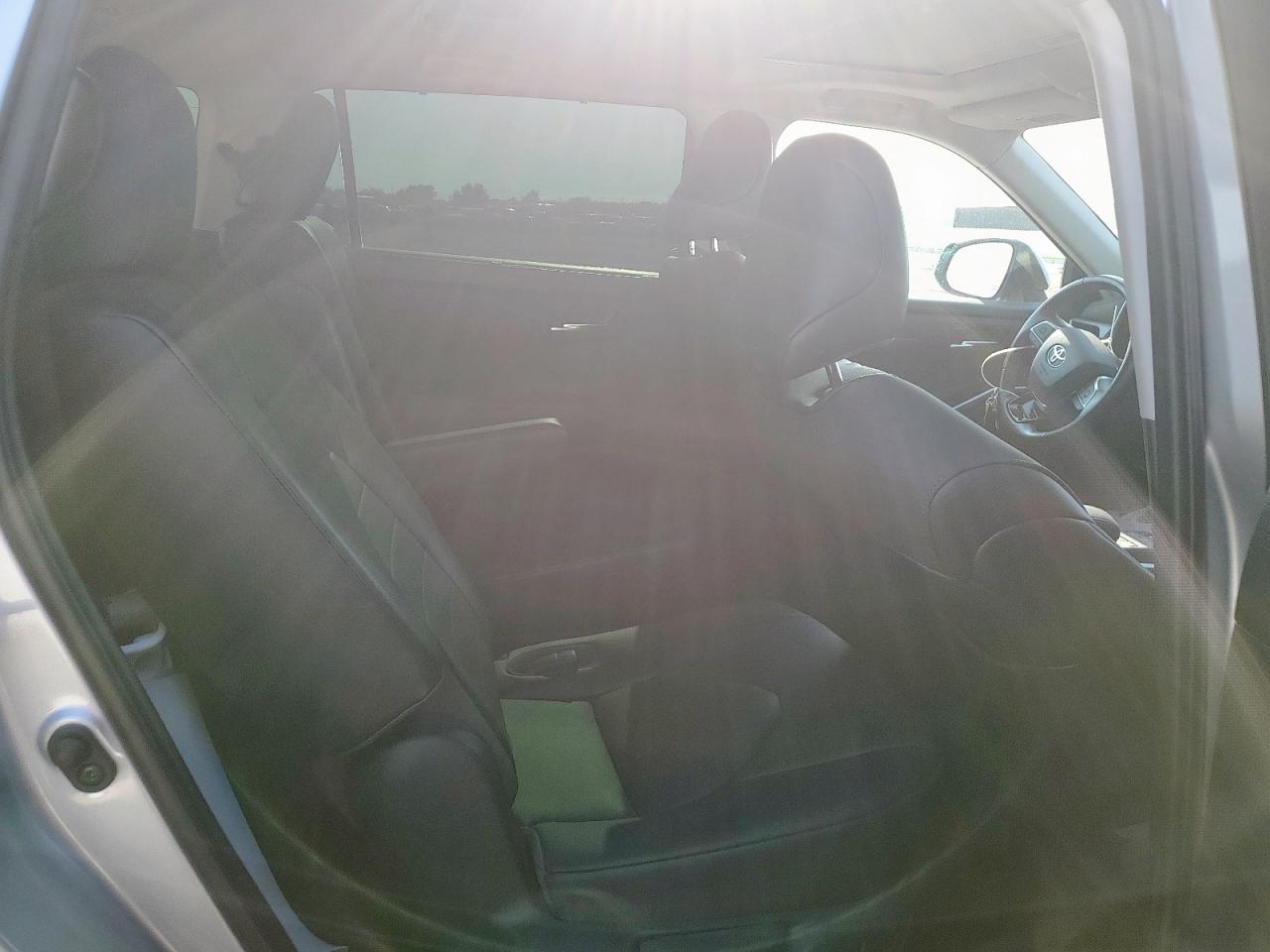 2021 Toyota Highlander Xle VIN: 5TDGZRAH4MS530388 Lot: 71540015