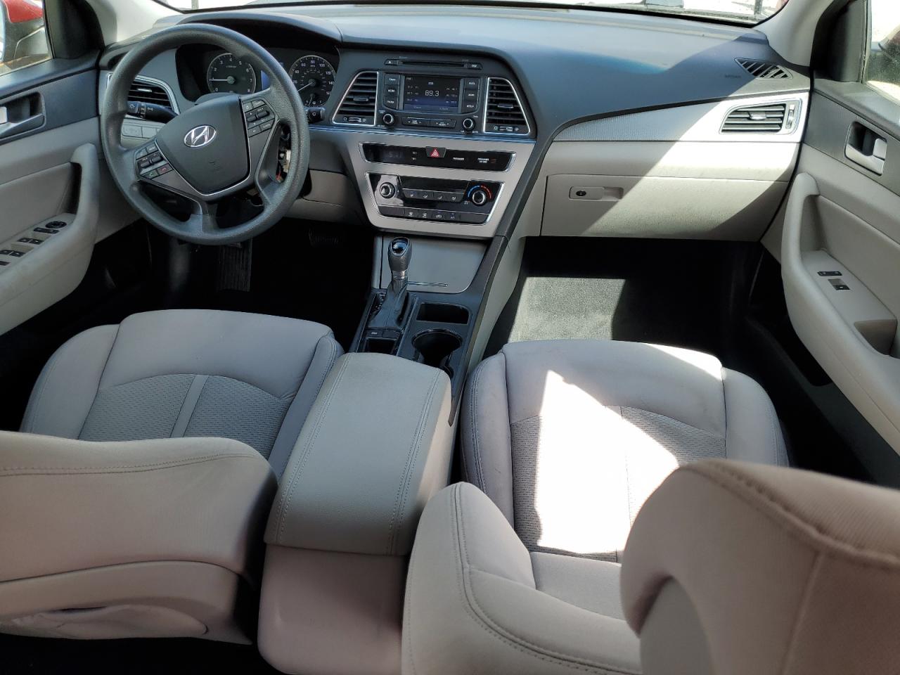 2015 Hyundai Sonata Se VIN: 5NPE24AF7FH225439 Lot: 81866875