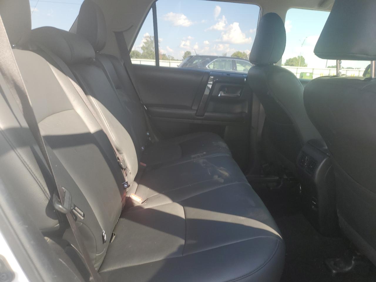 2016 Toyota 4Runner Sr5/Sr5 Premium VIN: JTEBU5JR9G5397174 Lot: 80895785