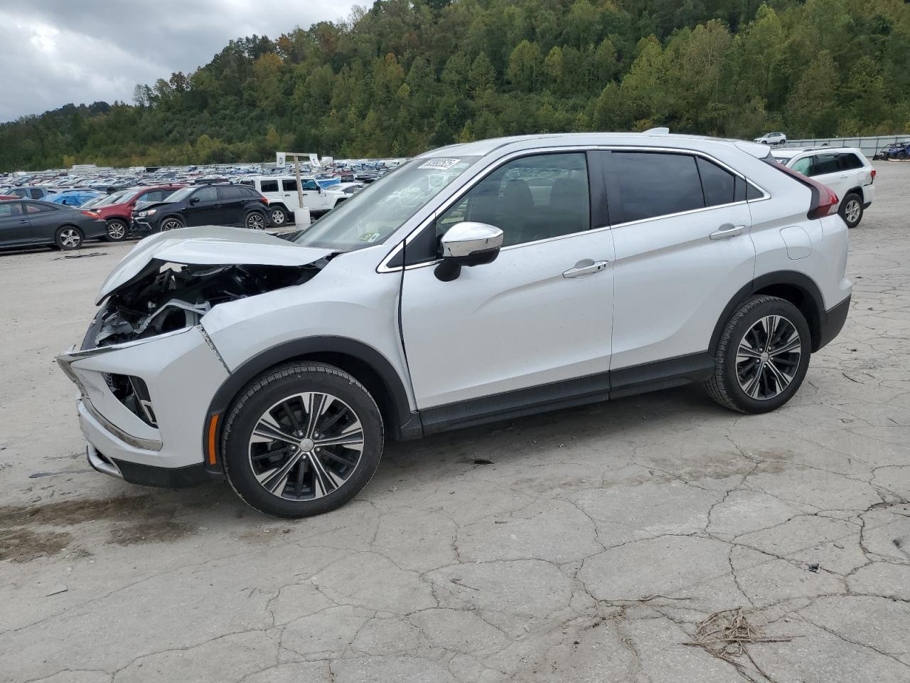 2022 Mitsubishi Eclipse Cross Se