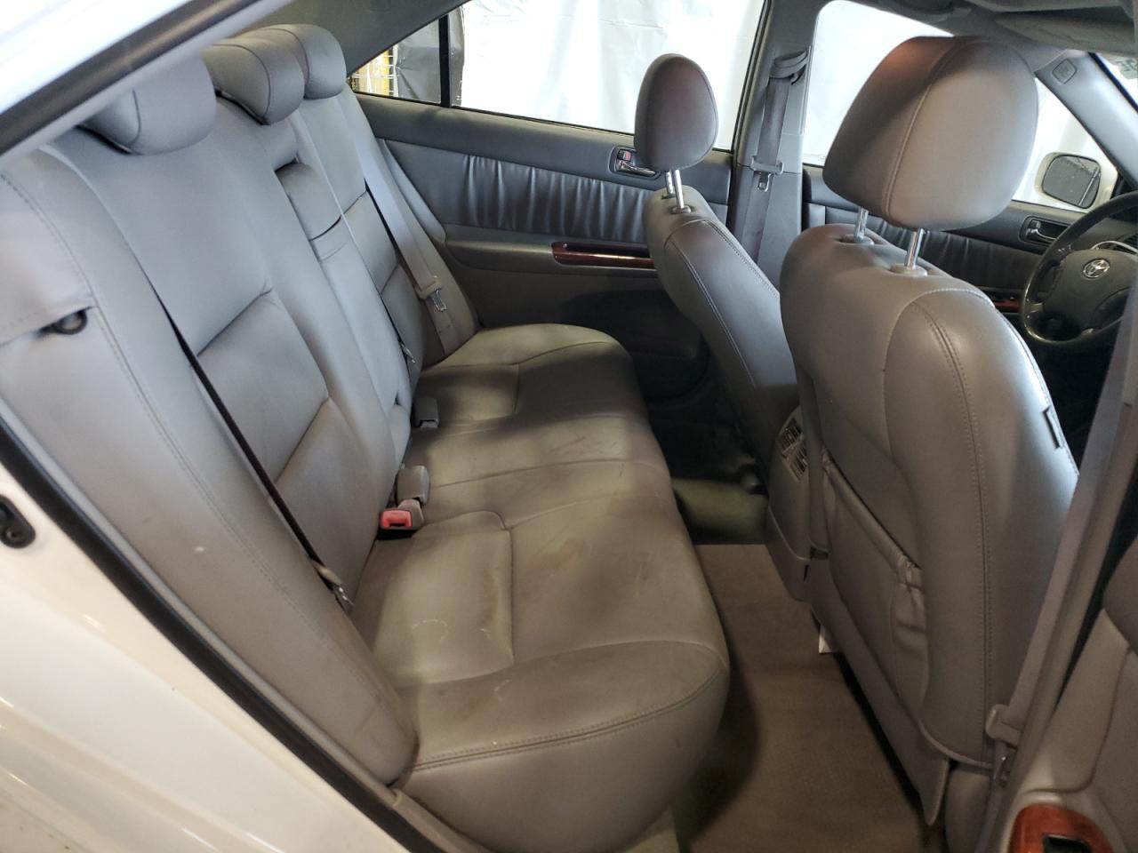 2005 Toyota Camry Le VIN: 4T1BF30K95U611747 Lot: 83871105