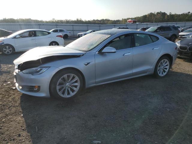  TESLA MODEL S 2018 Srebrny