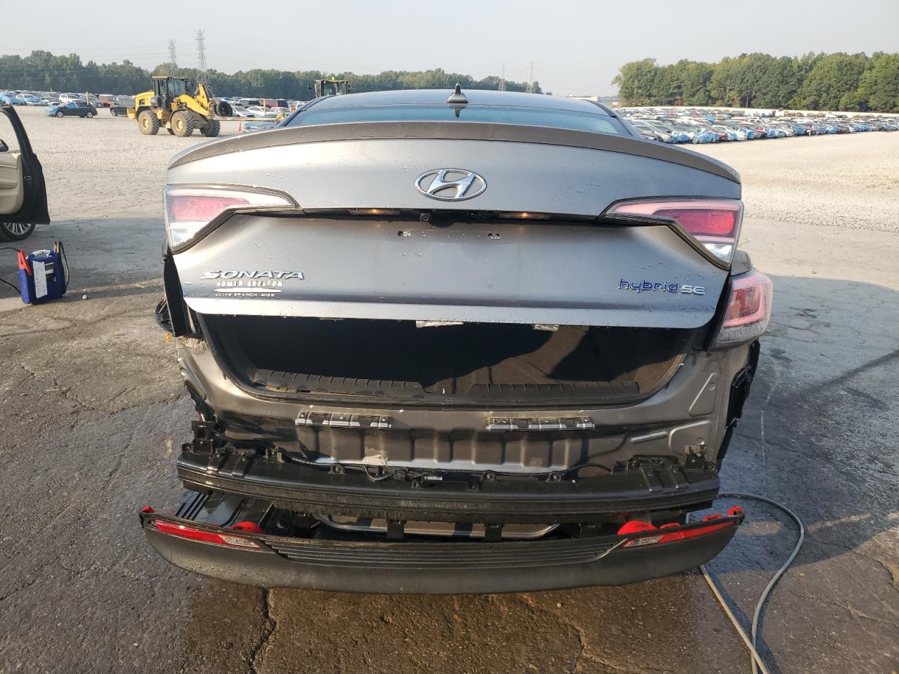 2017 Hyundai Sonata Hybrid VIN: KMHE24L36HA062582 Lot: 81249235