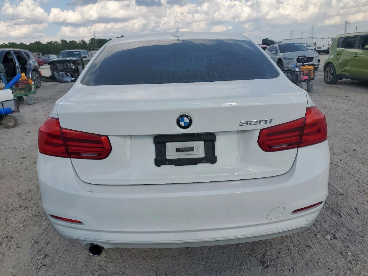 2018 BMW 320 I VIN: WBA8E1G58JNU89244 Lot: 81389415