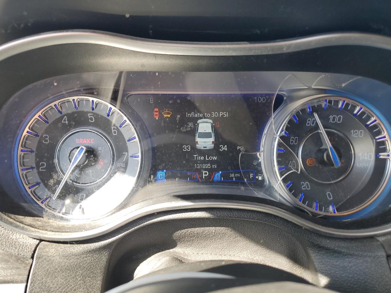 2017 Chrysler 300 Limited VIN: 2C3CCARG5HH586958 Lot: 81118765