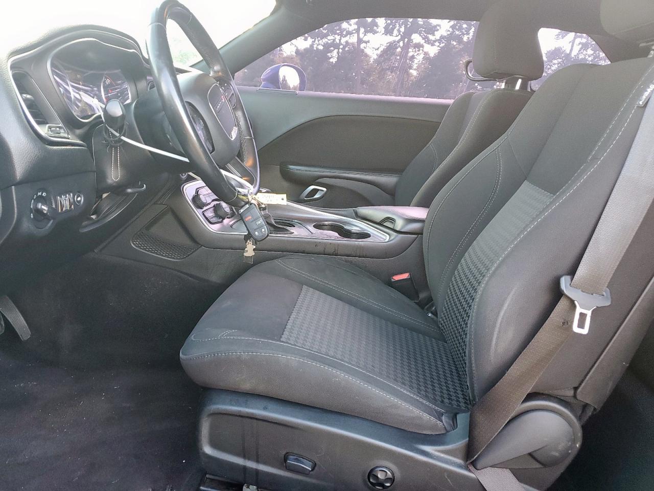 2018 Dodge Challenger Sxt VIN: 2C3CDZAG2JH334324 Lot: 84433715