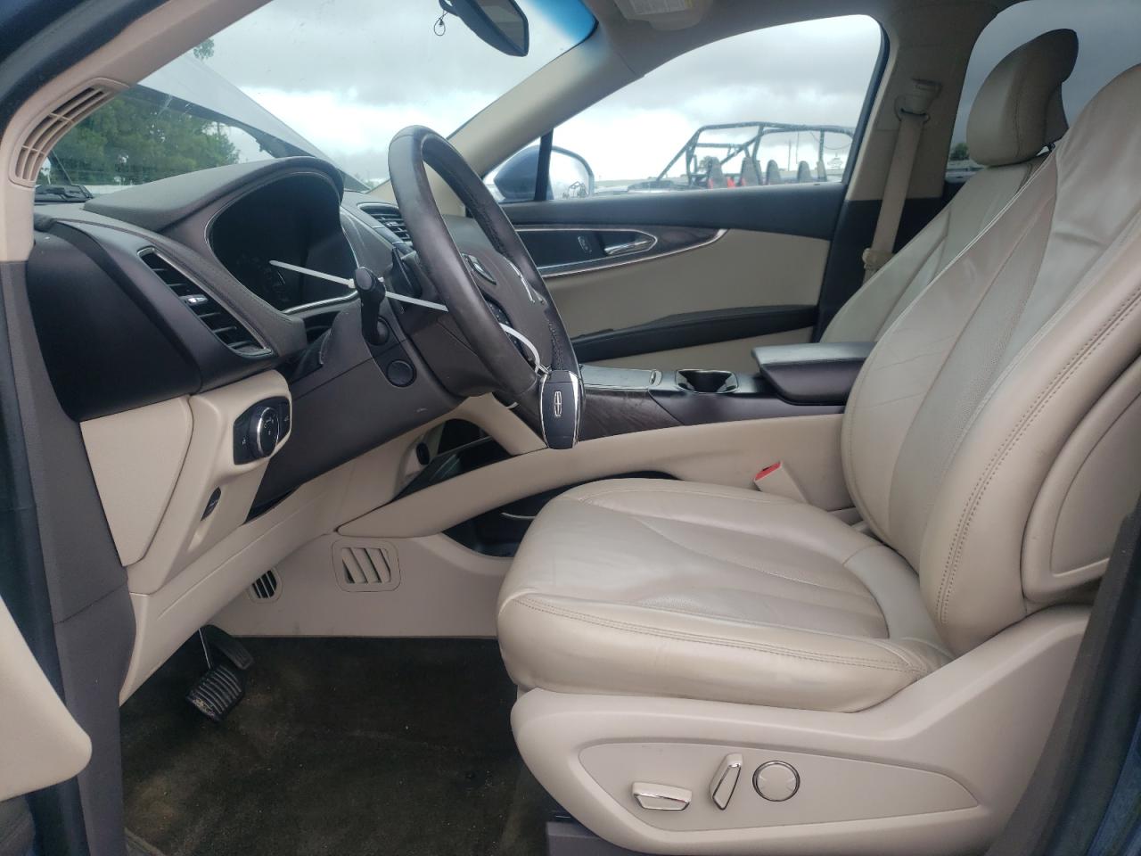 2018 Lincoln Mkx Select VIN: 2LMPJ6KR2JBL17675 Lot: 80202975