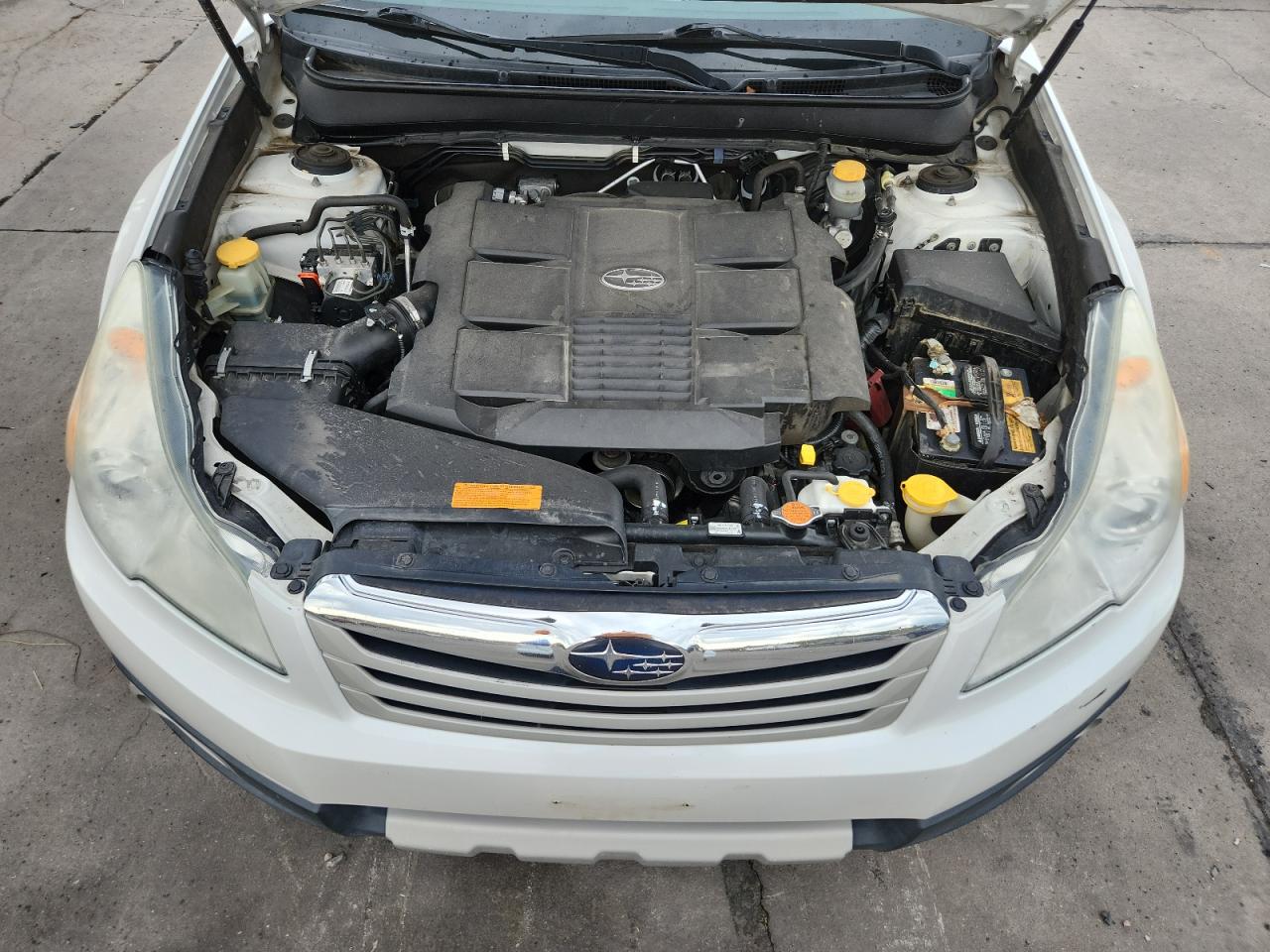 2012 Subaru Outback 3.6R Limited VIN: 4S4BRDLC1C2275408 Lot: 72085055