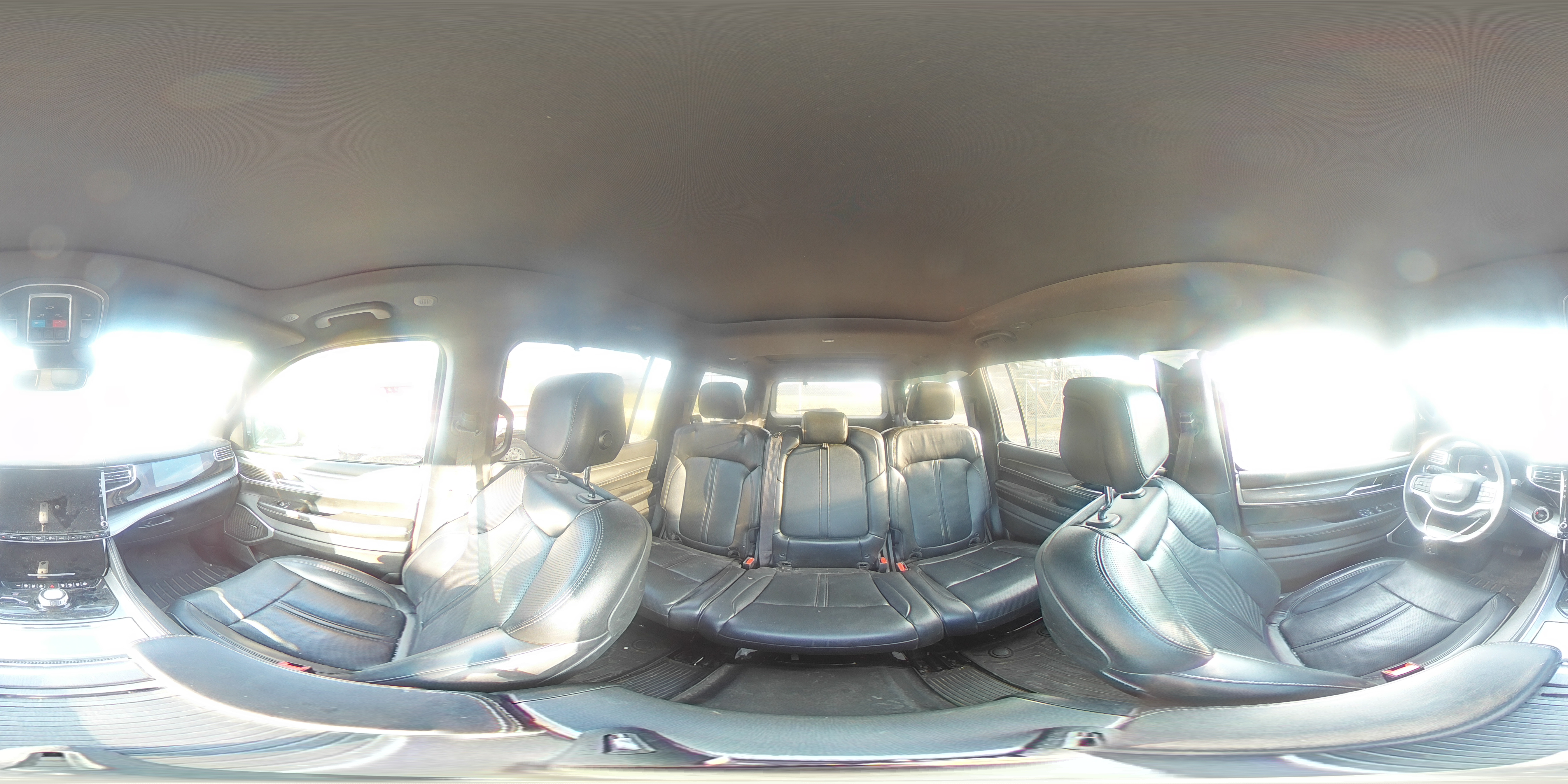 2022 Jeep Wagoneer Series I VIN: 1C4SJVAT6NS217415 Lot: 80211375