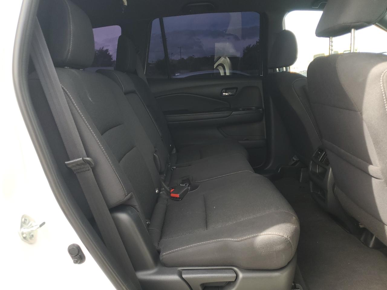 2021 Honda Passport Sport VIN: 5FNYF7H23MB014384 Lot: 72094455