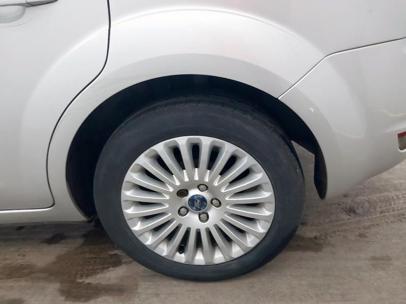 2010 FORD FOCUS TITANIUM 