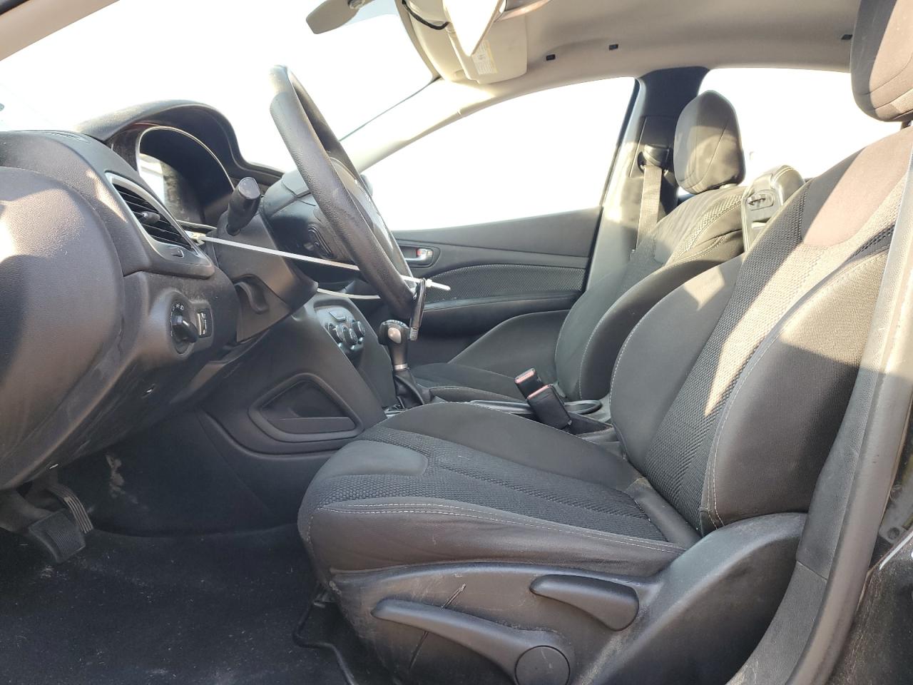 2015 Dodge Dart Sxt VIN: 1C3CDFBB0FD435822 Lot: 80329135