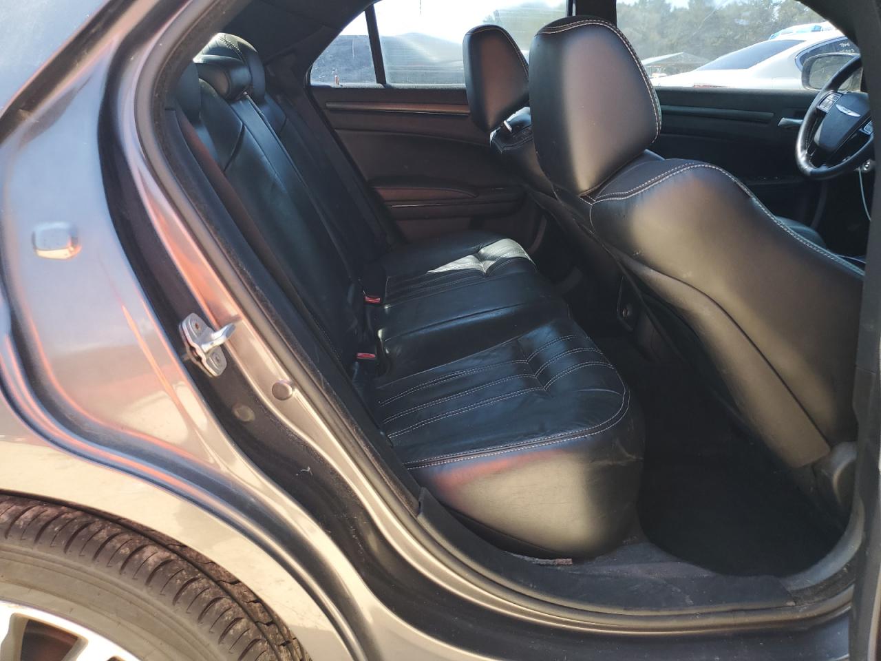 2014 Chrysler 300 S VIN: 2C3CCABGXEH118519 Lot: 71638825