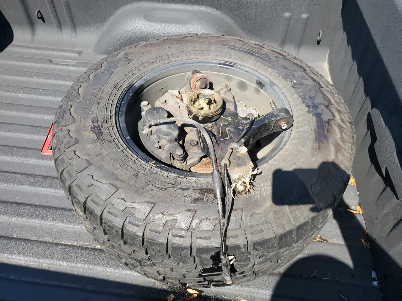 2016 Chevrolet Silverado K1500 Lt VIN: 3GCUKREC2GG104756 Lot: 81645615