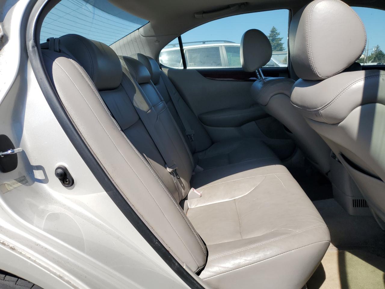 2002 Lexus Es 300 VIN: JTHBF30G620050523 Lot: 82088345