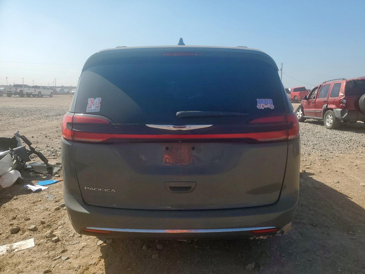 2022 Chrysler Pacifica Touring L VIN: 2C4RC1BG1NR195182 Lot: 71674765