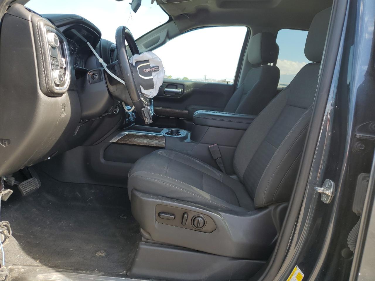 2020 GMC Sierra C1500 Elevation VIN: 3GTP8CED1LG213950 Lot: 84220975