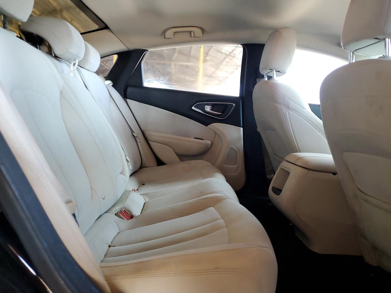 2015 Chrysler 200 Limited VIN: 1C3CCCAB9FN527993 Lot: 81873735