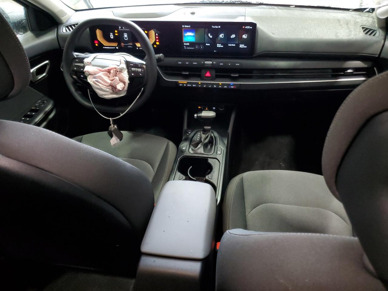 2025 Kia K4 Lx VIN: 3KPFT4DE7SE057966 Lot: 89545975