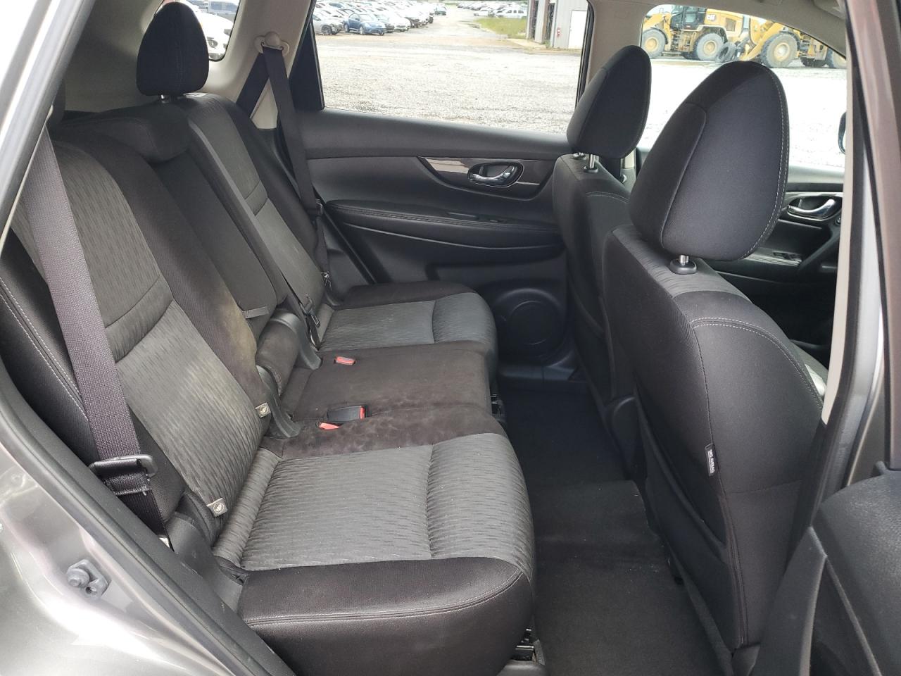 2018 Nissan Rogue S VIN: JN8AT2MT9JW450373 Lot: 71203825