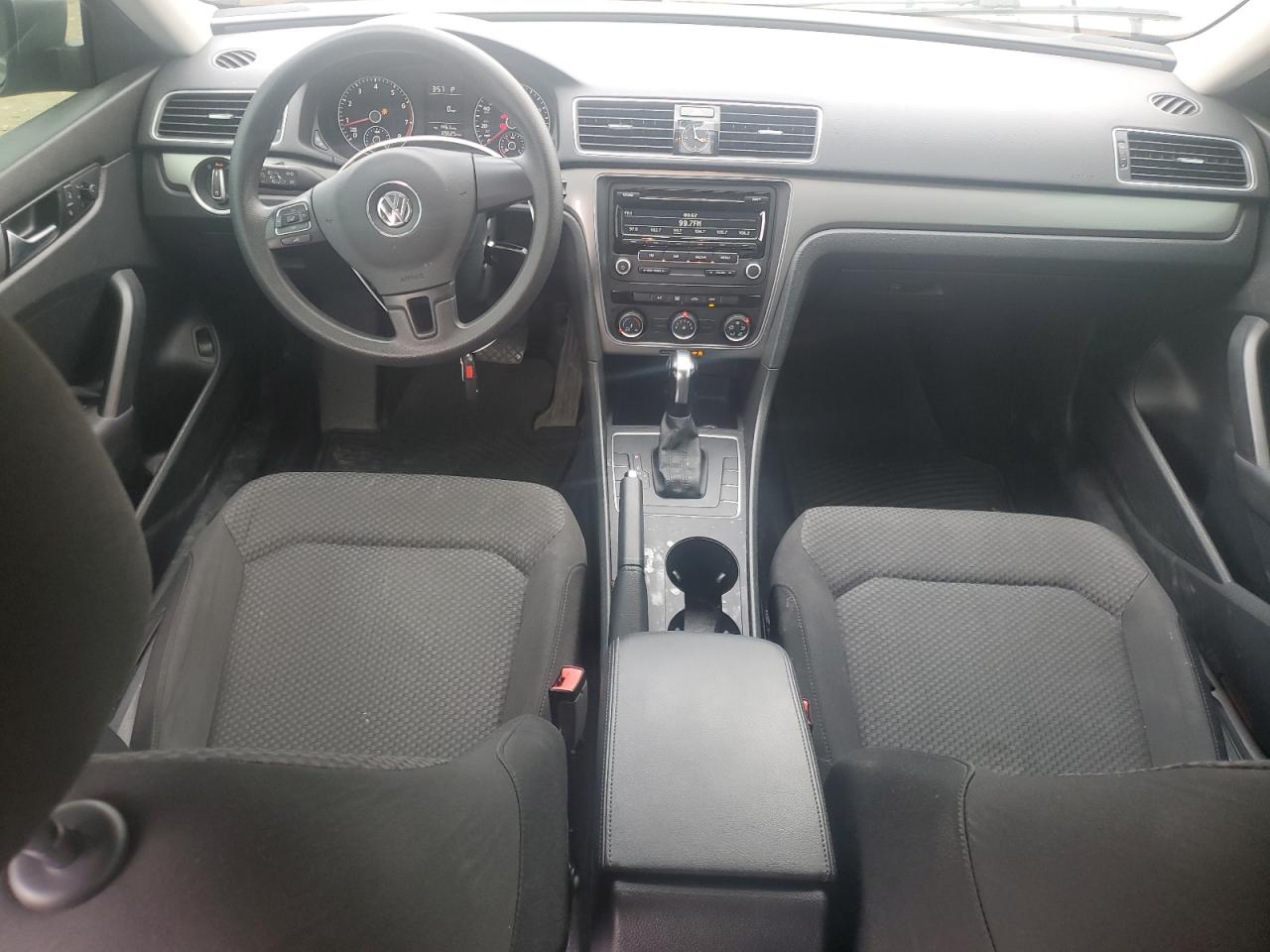 2014 Volkswagen Passat S VIN: 1VWAT7A33EC072911 Lot: 70944105