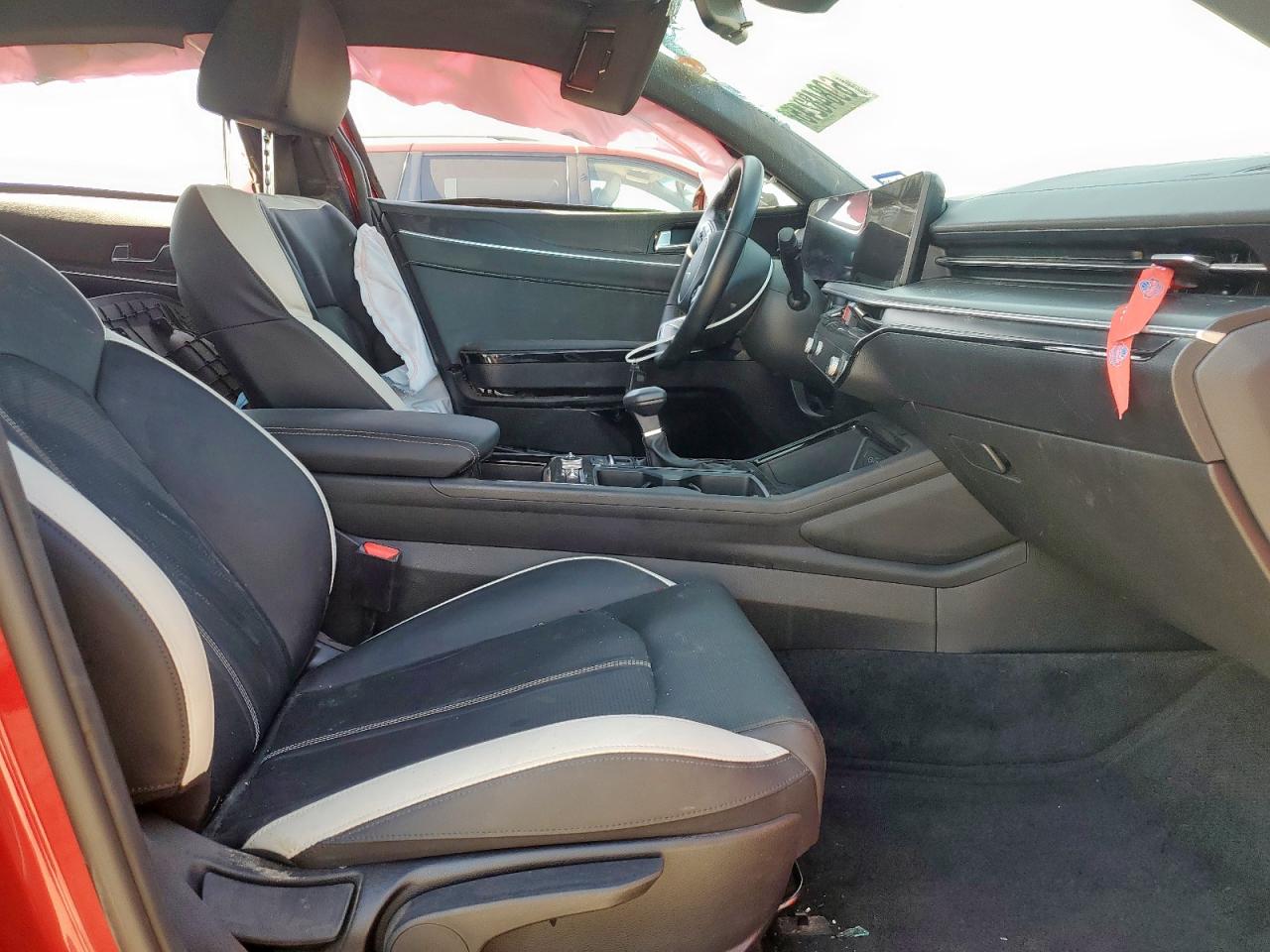 2025 Kia K5 Gt Line VIN: KNAG64J75S5280470 Lot: 69848245
