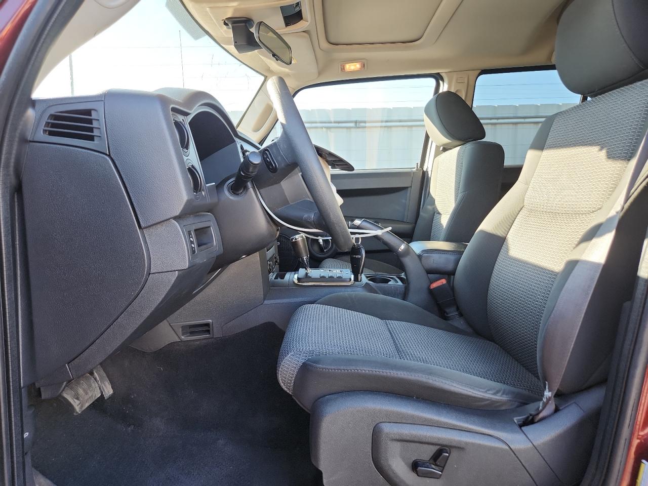 2009 Jeep Commander Sport VIN: 1J8HG48K49C519309 Lot: 83863115