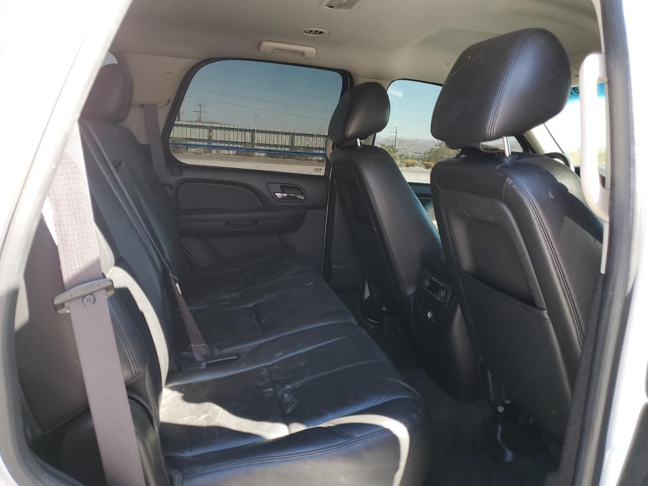 2014 Chevrolet Tahoe K1500 Lt VIN: 1GNSKBE02ER119380 Lot: 81695585