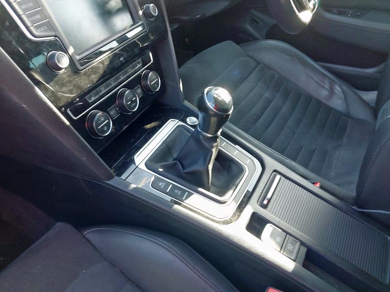 2016 VOLKSWAGEN PASSAT GT TDI BLUEMOTION 