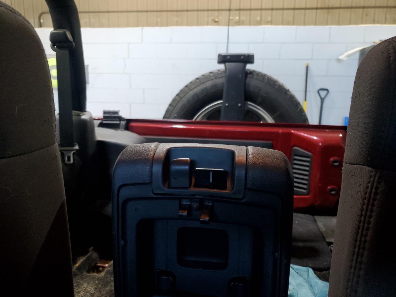 2011 Jeep Wrangler Sahara VIN: 1J4AA5D13BL570314 Lot: 80374795