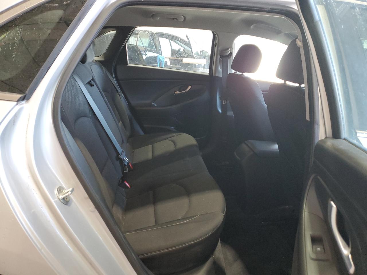 2019 Hyundai Elantra Gt VIN: KMHH35LE0KU092202 Lot: 81326045