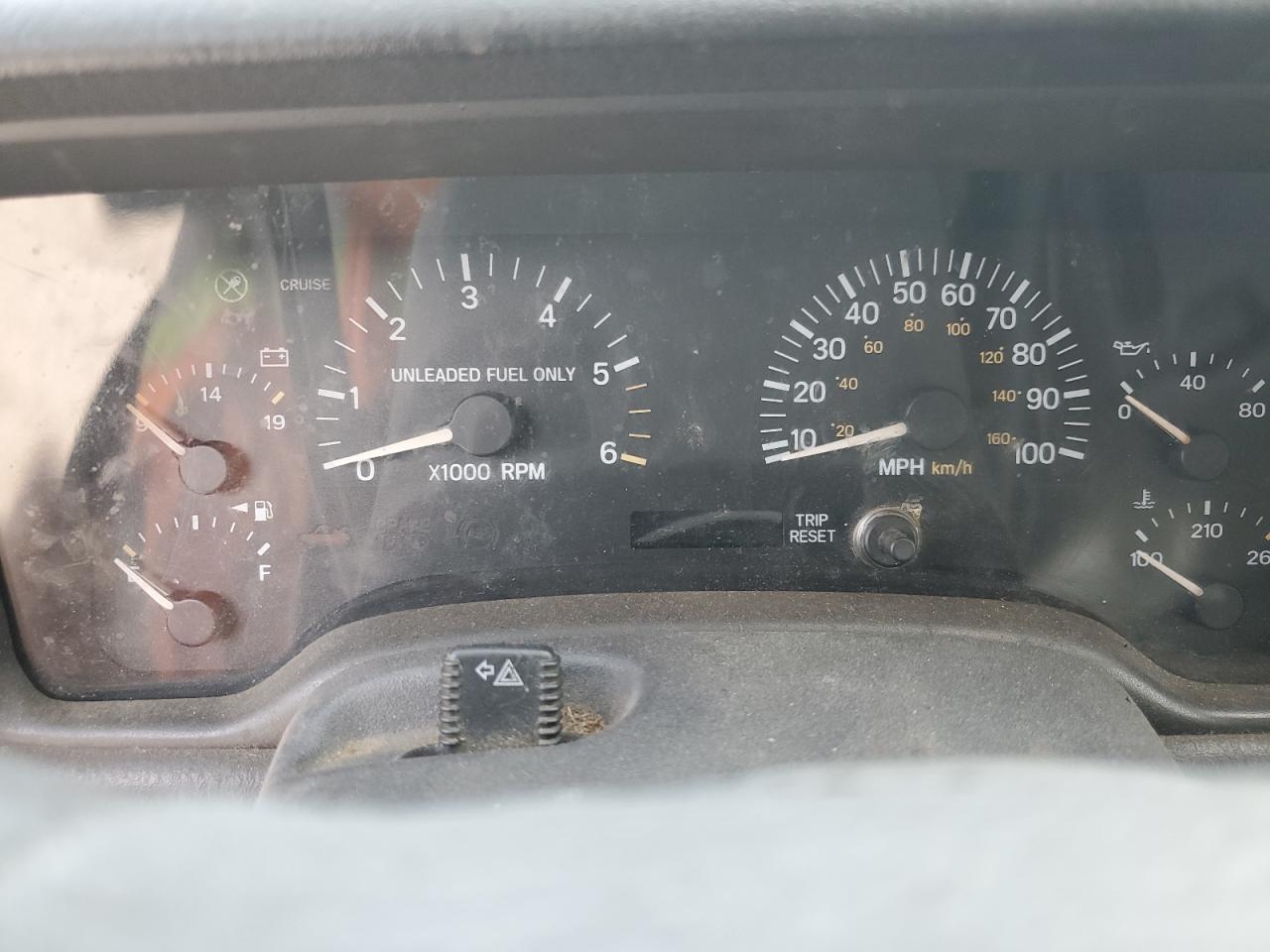 2000 Jeep Cherokee Sport VIN: 1J4FF48S0YL264958 Lot: 80957865