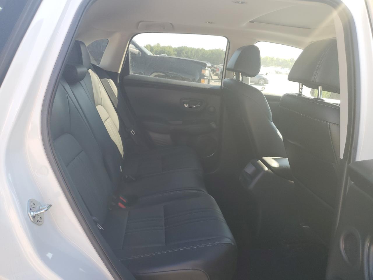 2023 Honda Hr-V Exl VIN: 3CZRZ1H72PM721359 Lot: 83985625