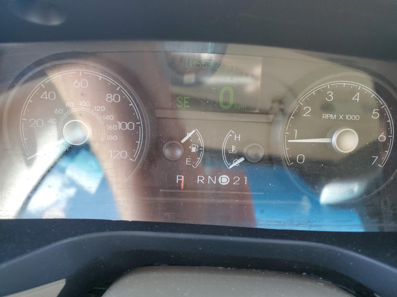 2009 Lincoln Town Car Signature Limited VIN: 2LNHM82V59X610811 Lot: 80605895