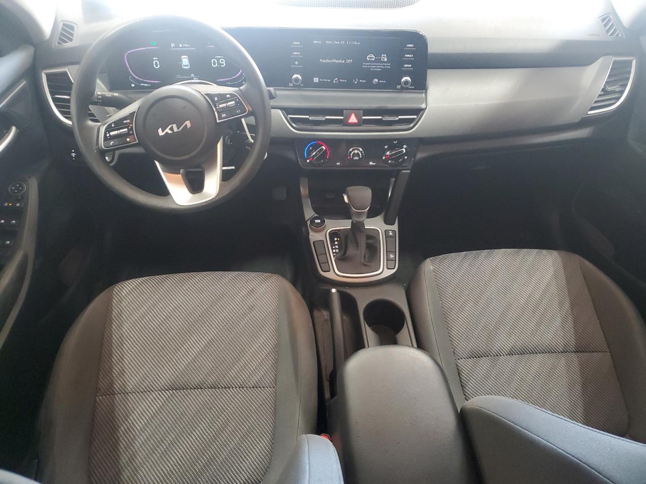 2024 Kia Seltos Lx VIN: KNDEPCAA1R7499938 Lot: 81673465