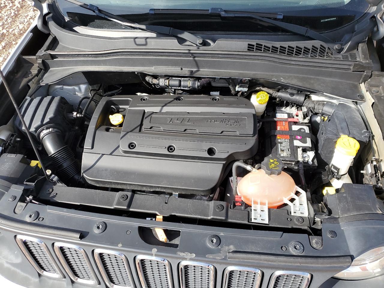 2015 Jeep Renegade Sport VIN: ZACCJBAH0FPB58695 Lot: 84290785