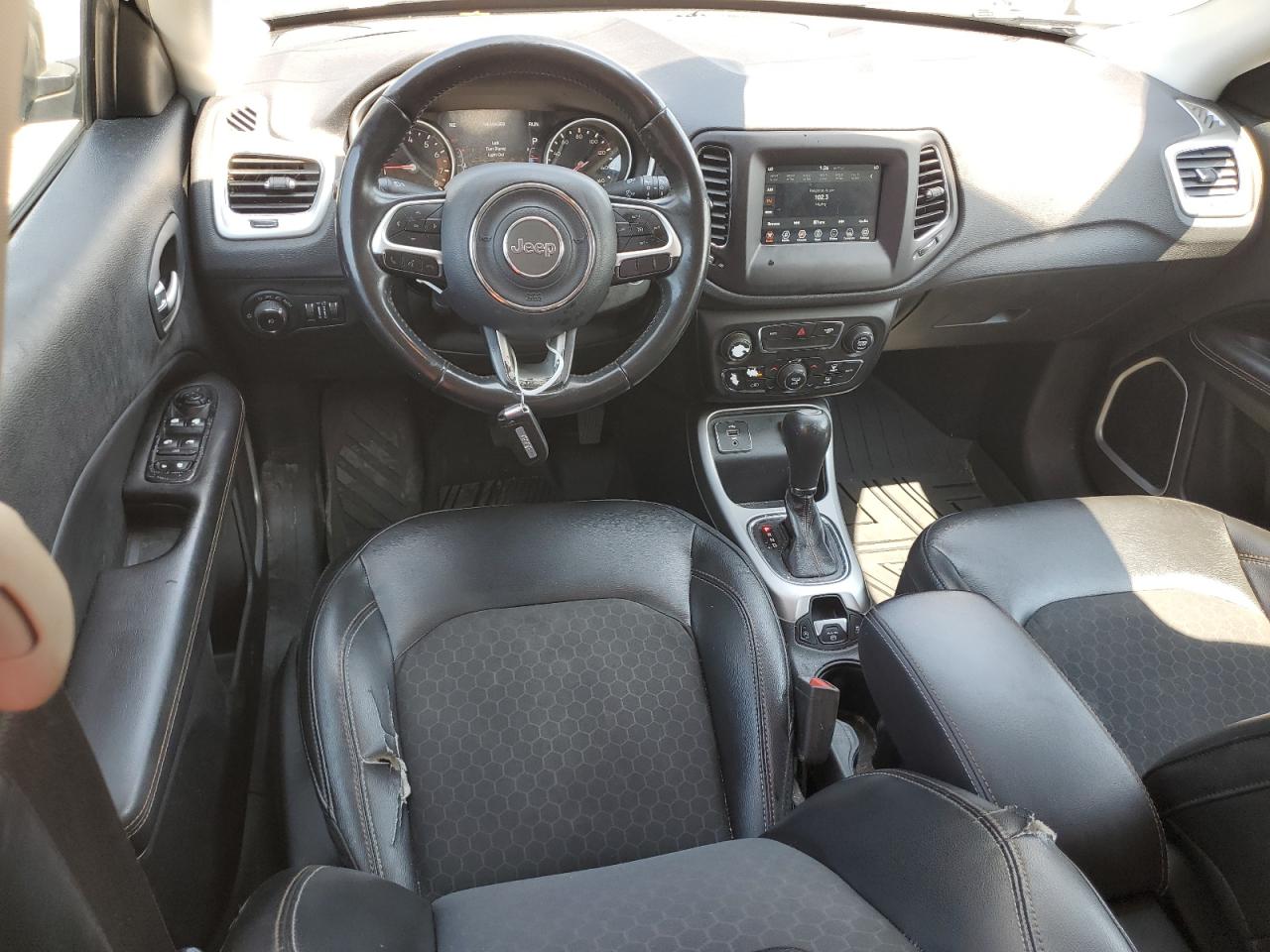 2018 Jeep Compass Latitude VIN: 3C4NJCBB7JT194548 Lot: 81016585