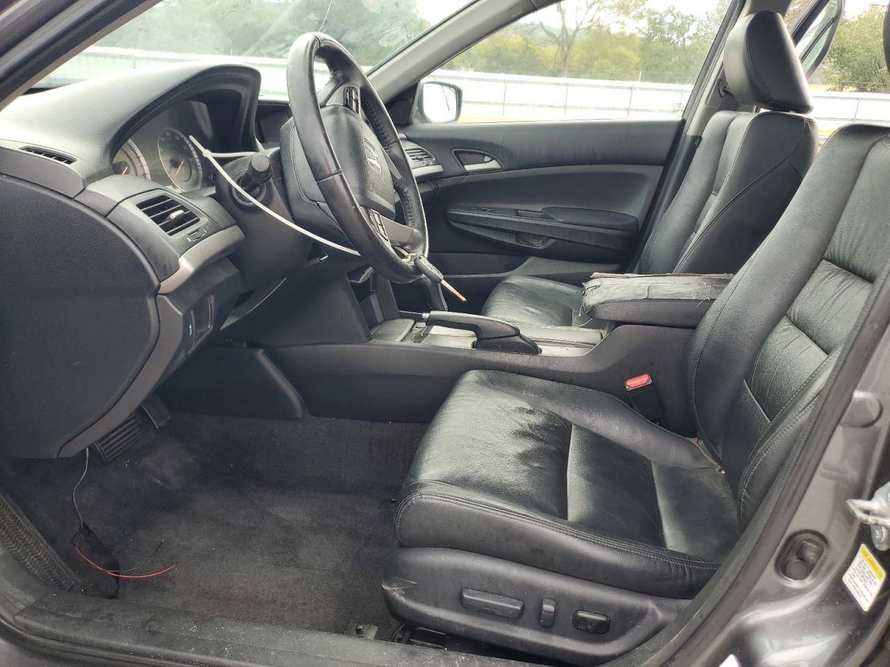 2011 Honda Accord Se VIN: 1HGCP2F67BA045077 Lot: 83795035