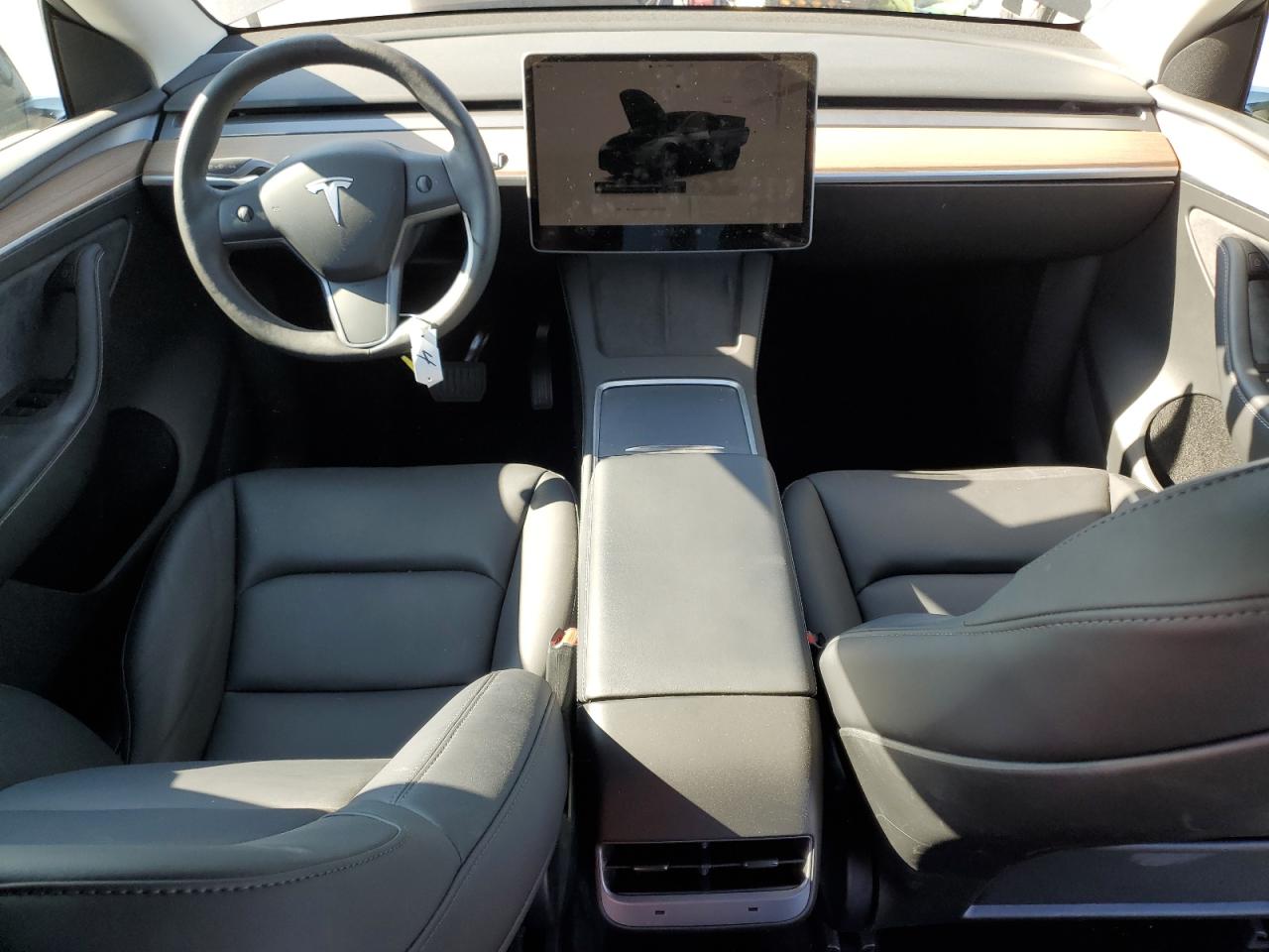 2025 Tesla Model Y VIN: 7SAYGDED4SF276982 Lot: 81787935
