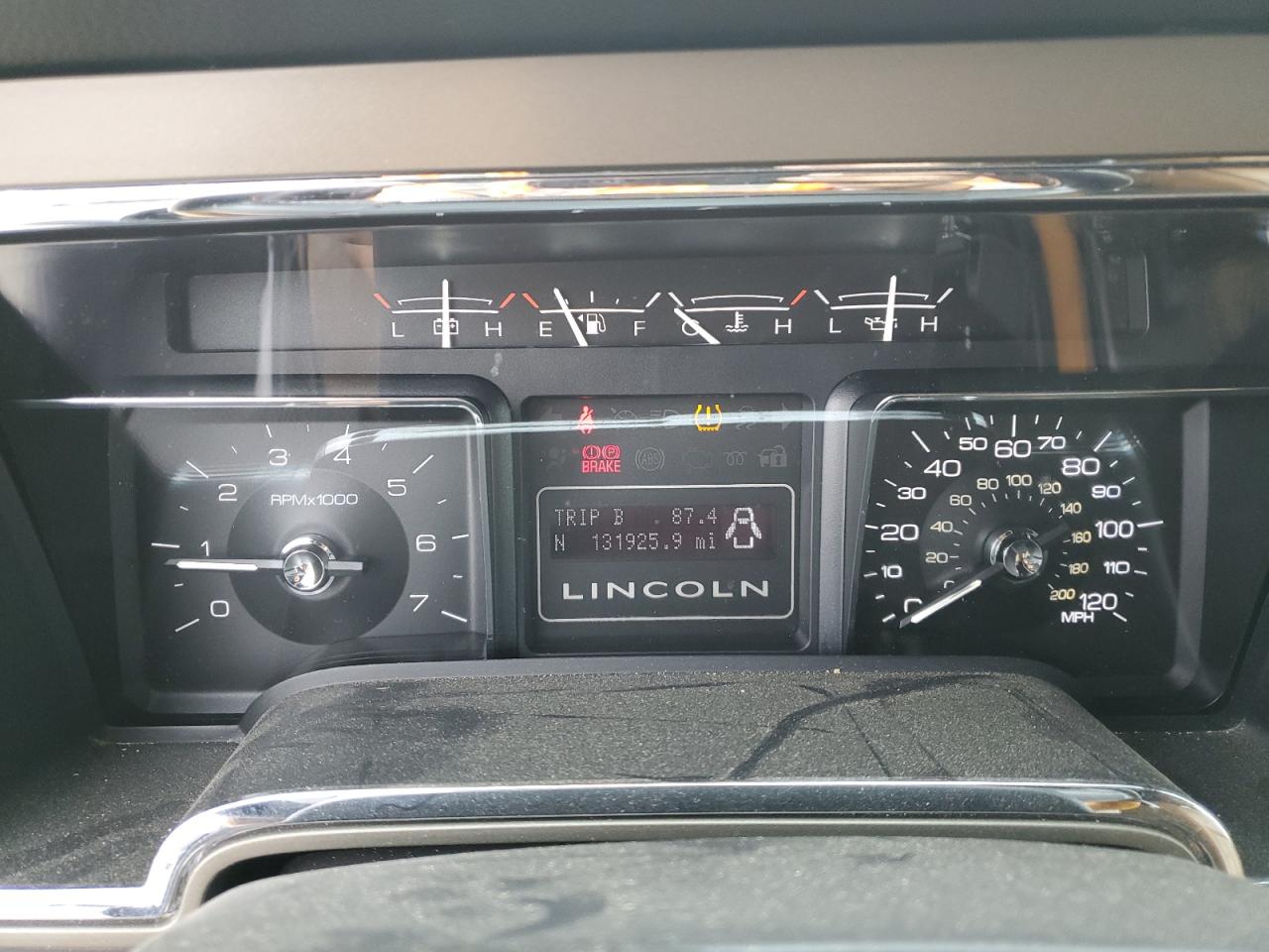 2011 Lincoln Navigator VIN: 5LMJJ2J56BEJ01212 Lot: 80310975