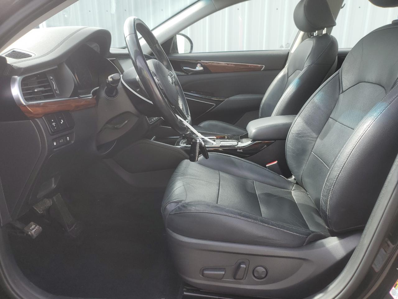 2017 Kia Cadenza Premium VIN: KNALC4J1XH5086254 Lot: 81443175