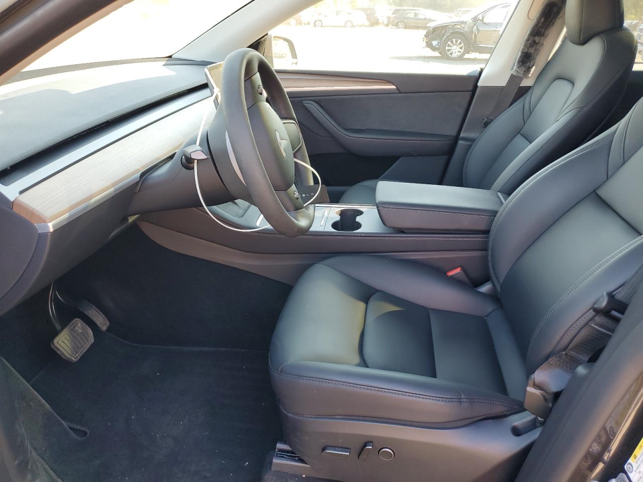 2024 Tesla Model Y VIN: 7SAYGDEE7RA282193 Lot: 80733165