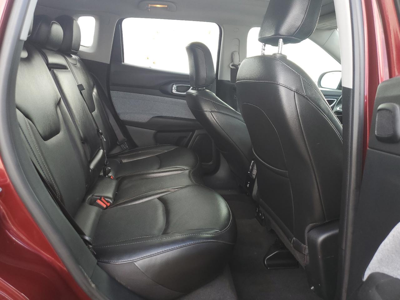 2022 Jeep Compass Latitude Lux VIN: 3C4NJDFB9NT208293 Lot: 81429705